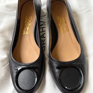 Ferragamo ENA Flat Black Leather/black 6.5. BEAUTIFUL!